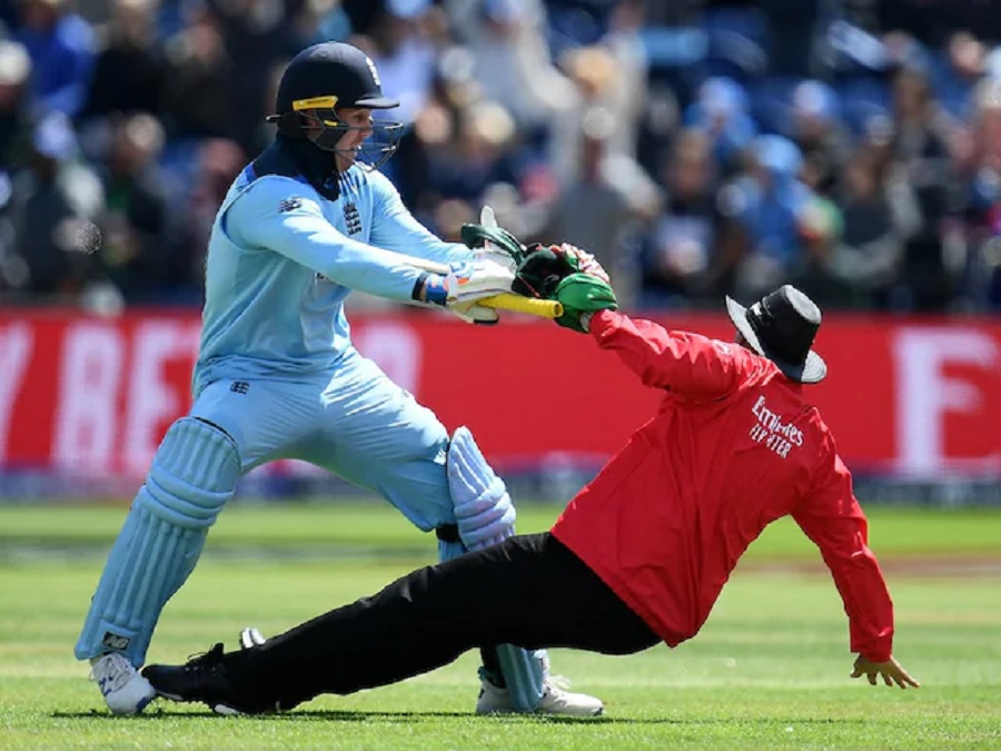 Jason Roy umpire Joel Wilson
