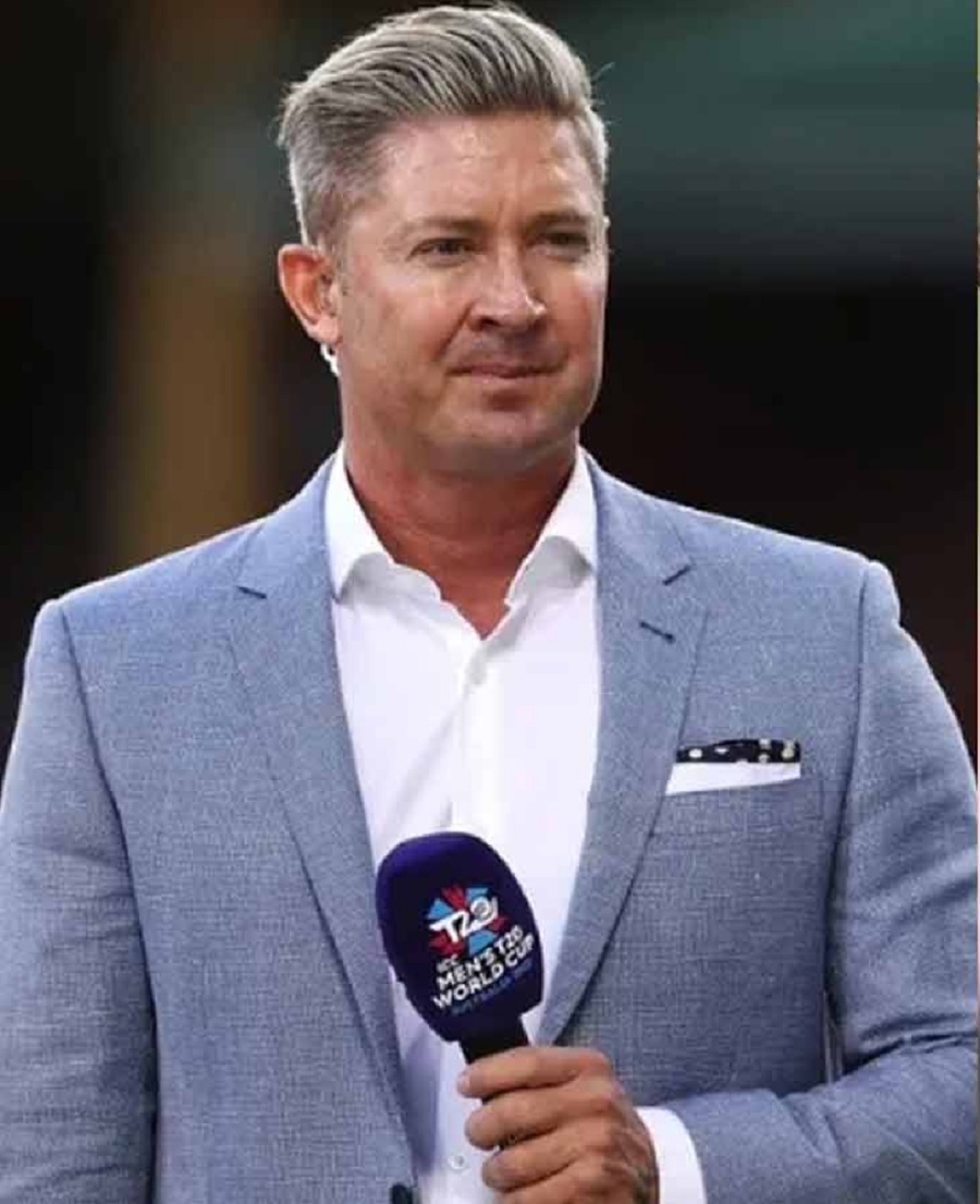 Michael Clarke React on Virat Kohli Retirement