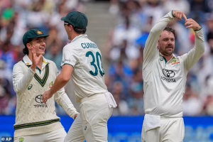 Ashes 2025 : થર્ડ અમ્પાયરના વિવાદાસ્પદ 'નો બોલ' નિર્ણયથી ક્રિકેટ ફેન્સમાં રોષ 36 93576927 14235467 image a 25 1735536709826 1
